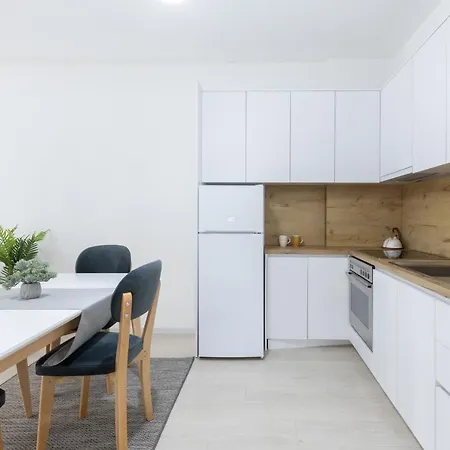 Top Bnb Tirana Daire
