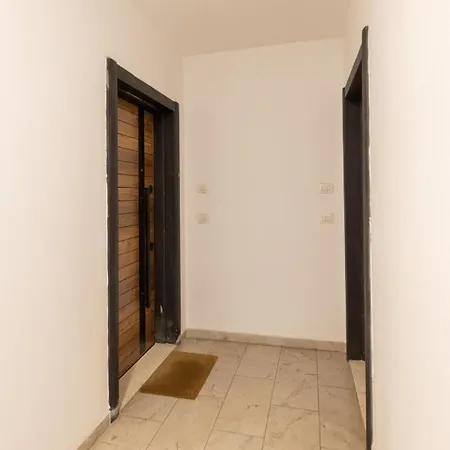 Top Bnb Tirana *
