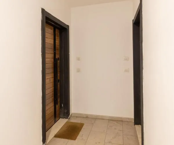 Top Bnb Tirana *