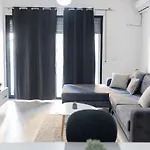 Top Bnb Tirana Apartment *