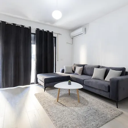 Апартаменты Top Bnb Tirana