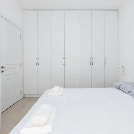 Top Bnb Tirana *