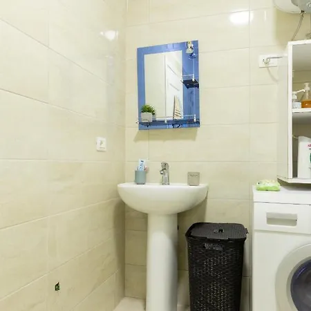 Top Bnb Tirana Апартаменты